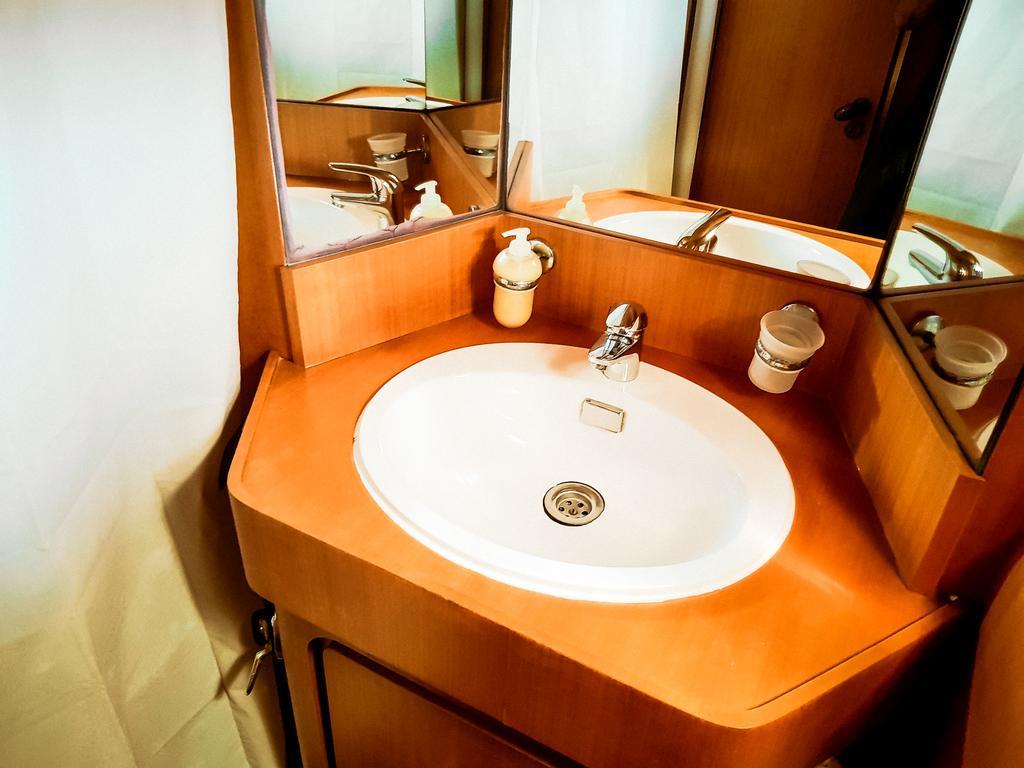 Bateau-hôtel Yacht Diva Venise