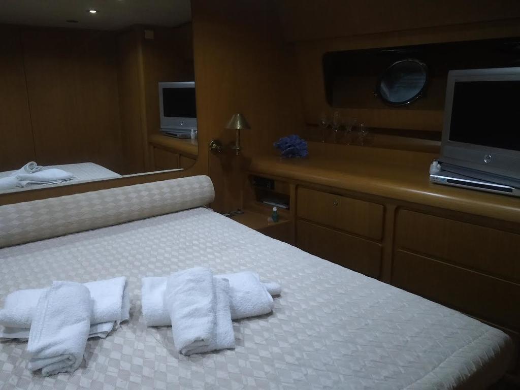 Yacht Diva * Venise
