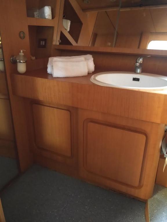 Bateau-hôtel Yacht Diva