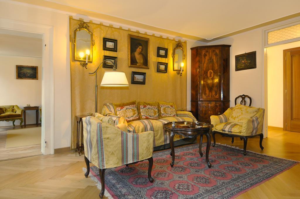 Palazzetto Da Schio * Venice