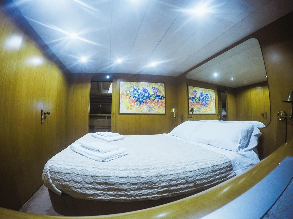 Bateau-hôtel Yacht Diva