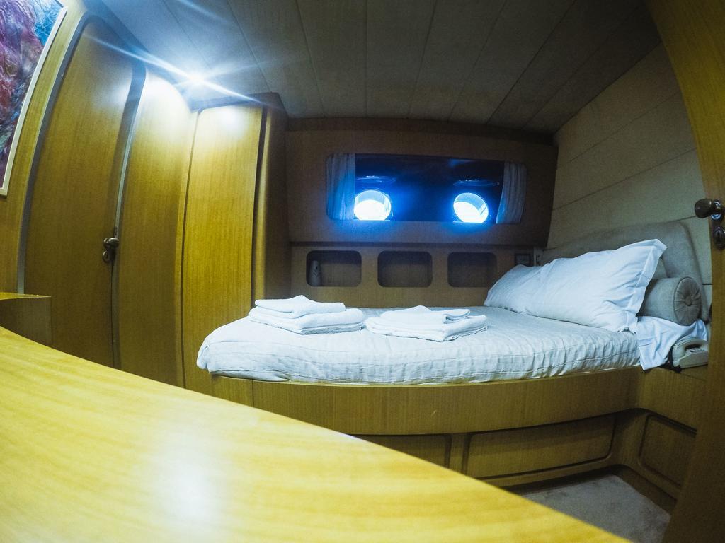 Bateau-hôtel Yacht Diva *
