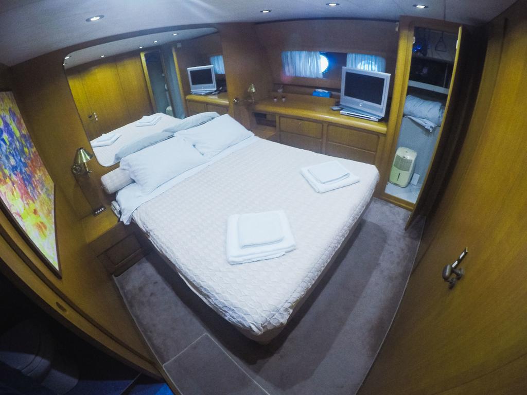 Bateau-hôtel Yacht Diva *