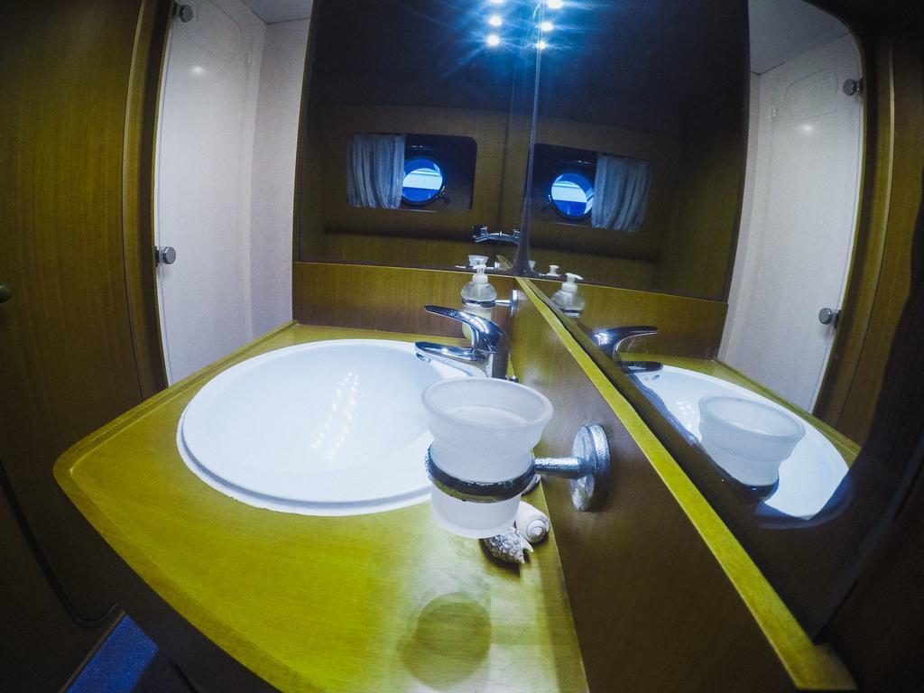 Bateau-hôtel Yacht Diva