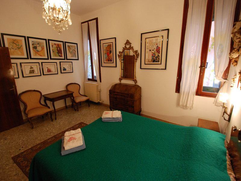 Campo Santa Maria Formosa By Interhome Apartment Venedig