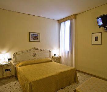 Ca' Leon D'oro 3* Venedig
