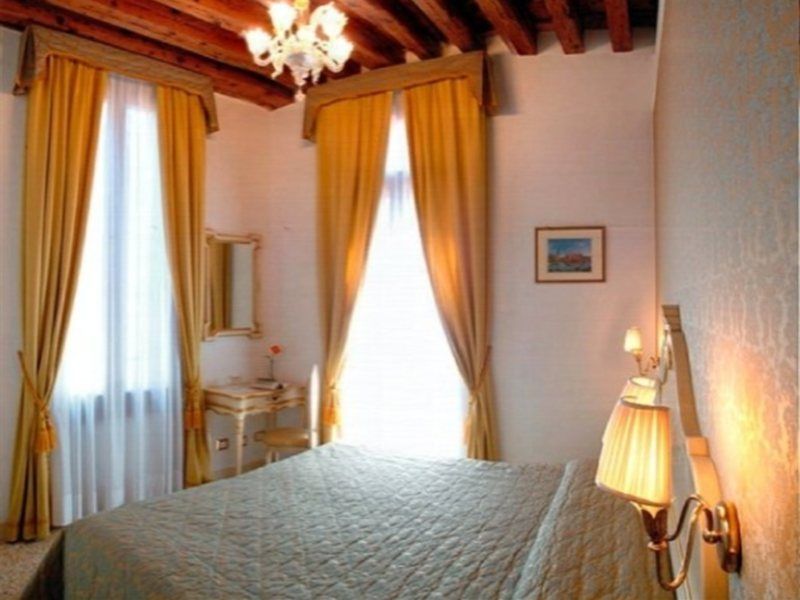 Apostoli Palace 3* Venise
