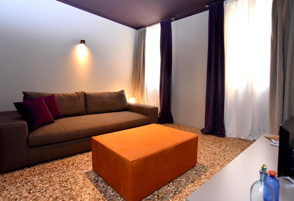 Appartamento Arsenale 3880 *