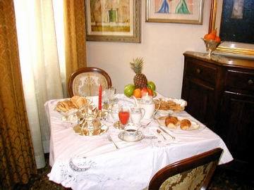 Apostoli Palace Couette-café