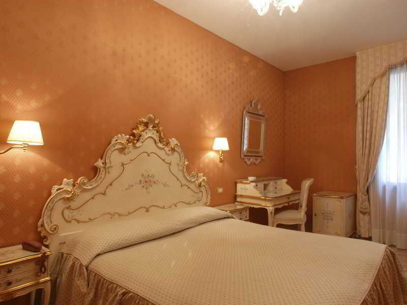Hotel Canaletto 3*