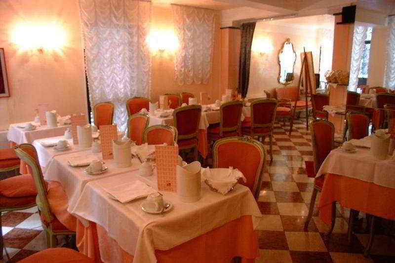 Hotel Pantalon