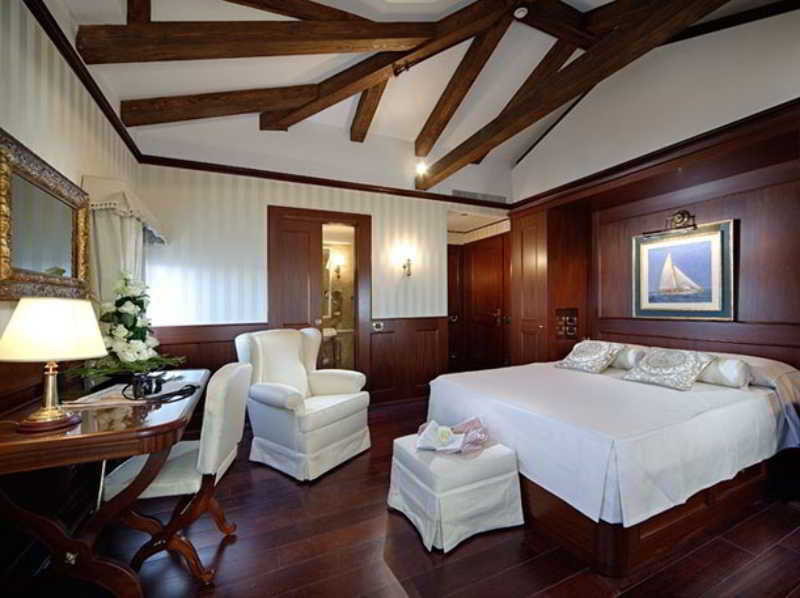 Hotel Bucintoro Venice