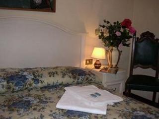 Hotel Henry 2*