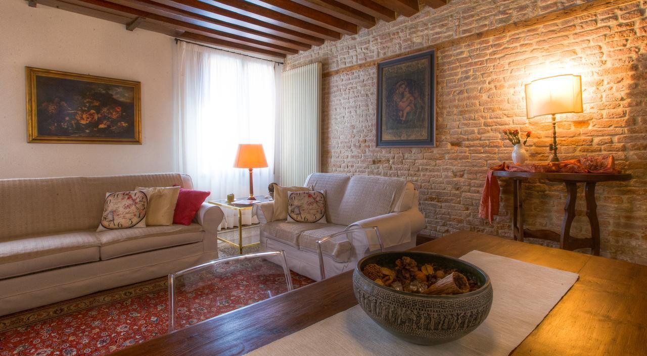 Ca' Della Corte Flats *