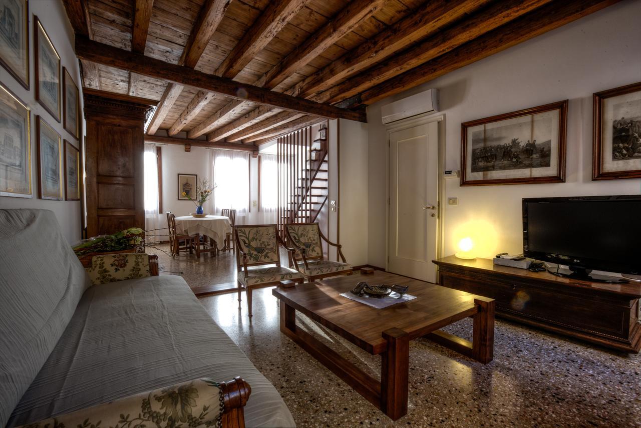 Ca' Della Corte Flats