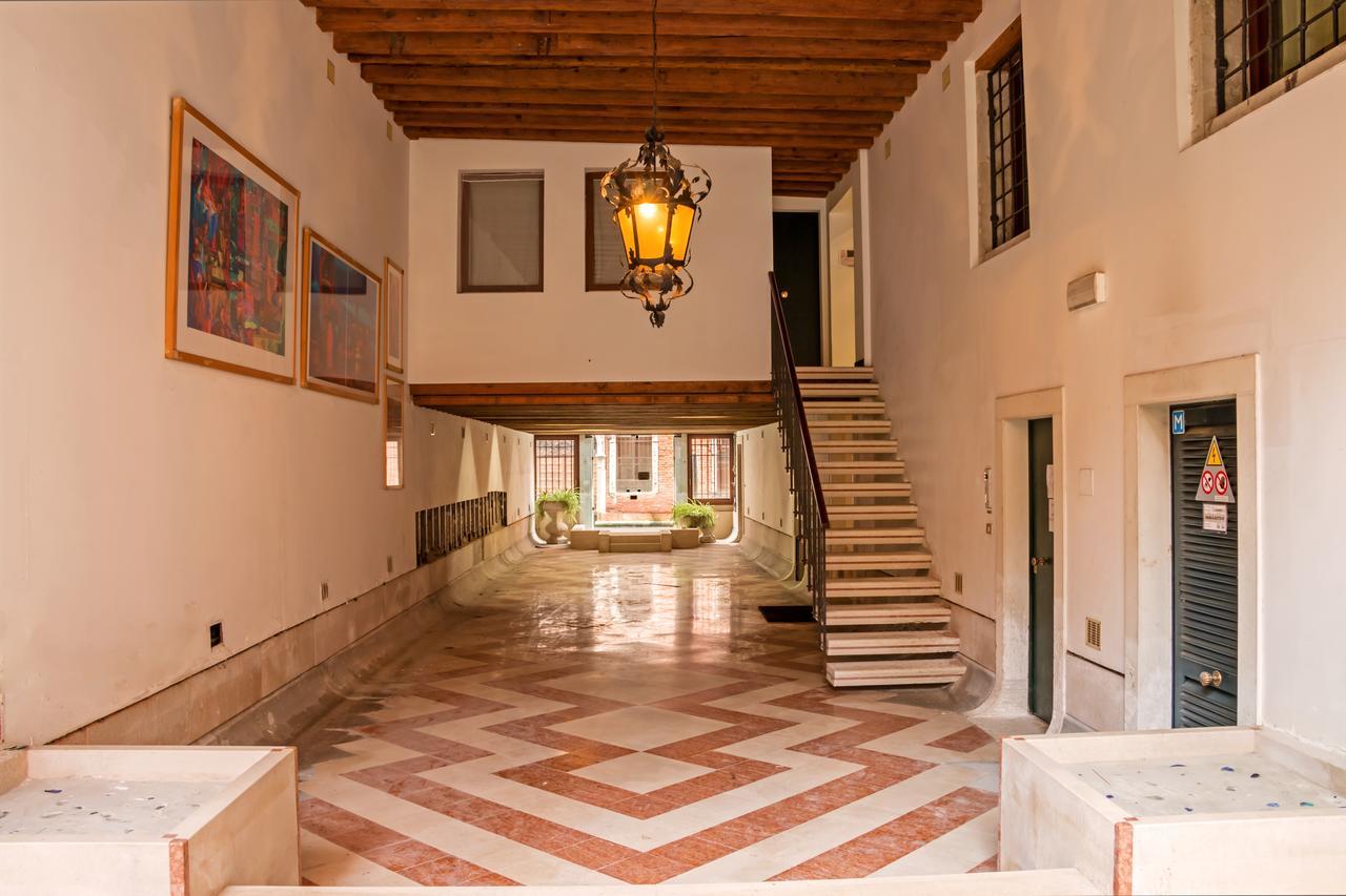 La Fenice Double Canal View * Venedig