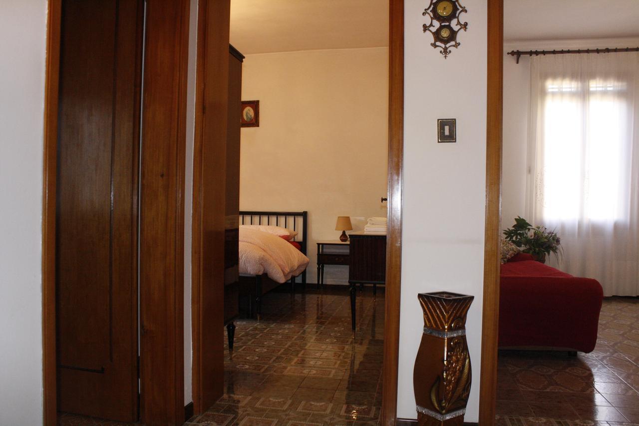 2978b Apartment