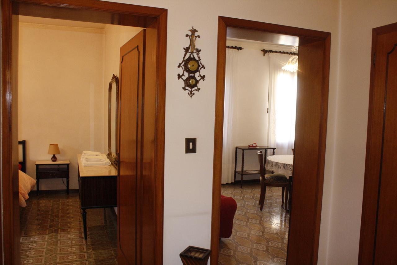 Apartment 2978b *