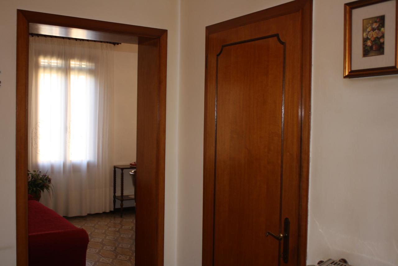 Apartment 2978b *