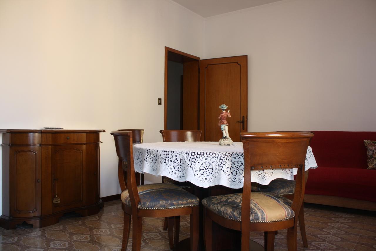 2978b Apartment *