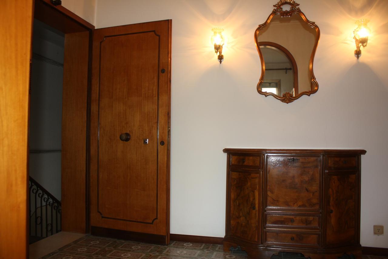 2978b Apartment