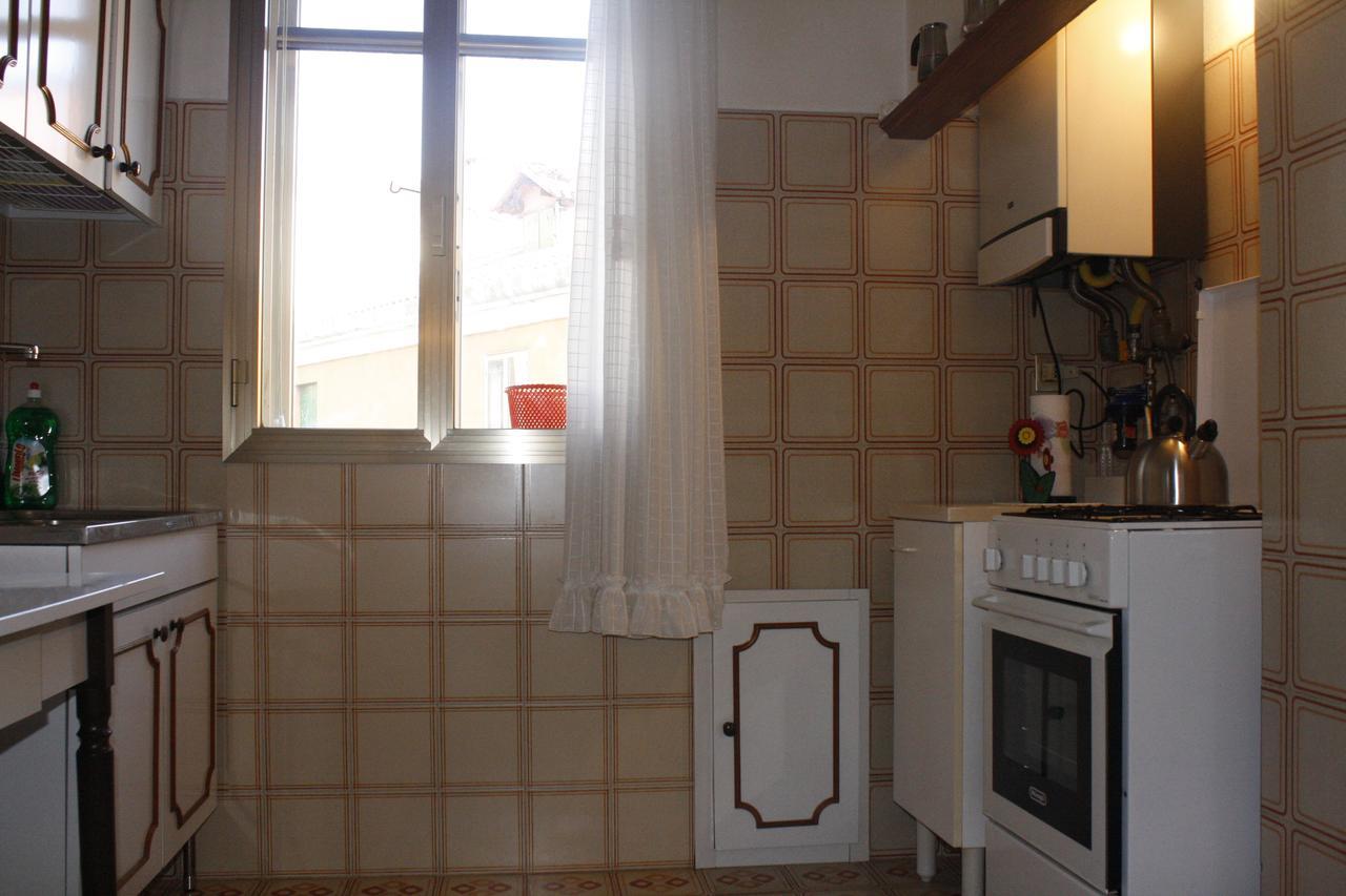 2978b Apartment