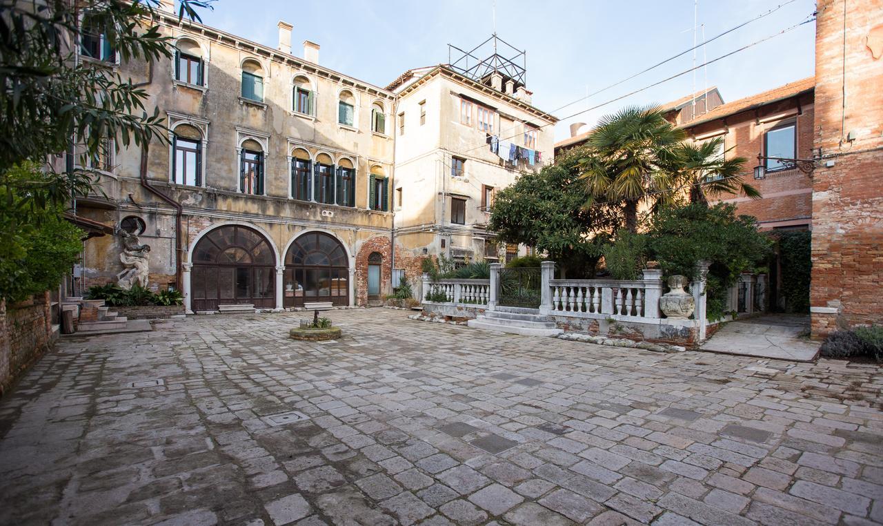 Ca' Della Corte Flats * Venise
