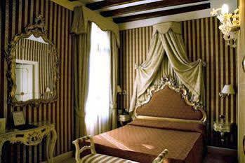 Dimora Dogale Maison d'hôtes 3*
