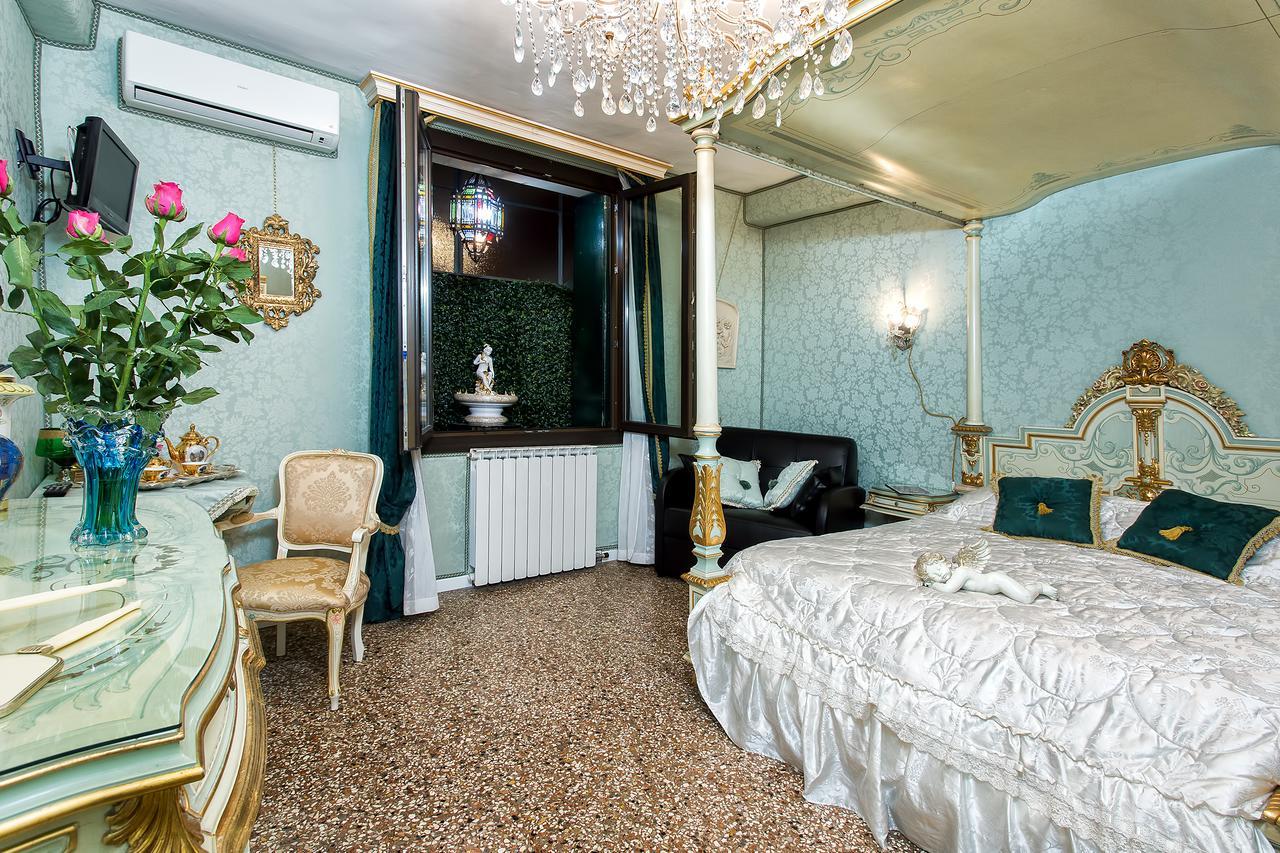 Scalon Del Doge * Venise