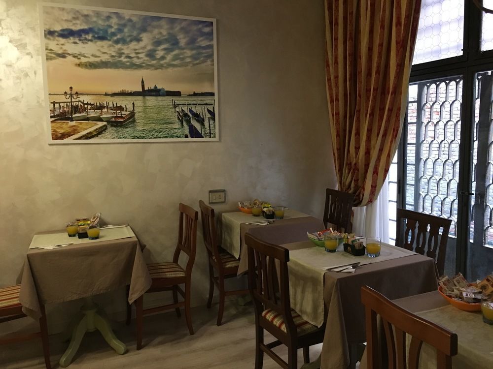 Palazzo Lion Morosini 3* Venezia