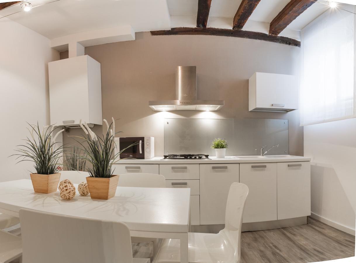 Rialto Whit Lift Appartement