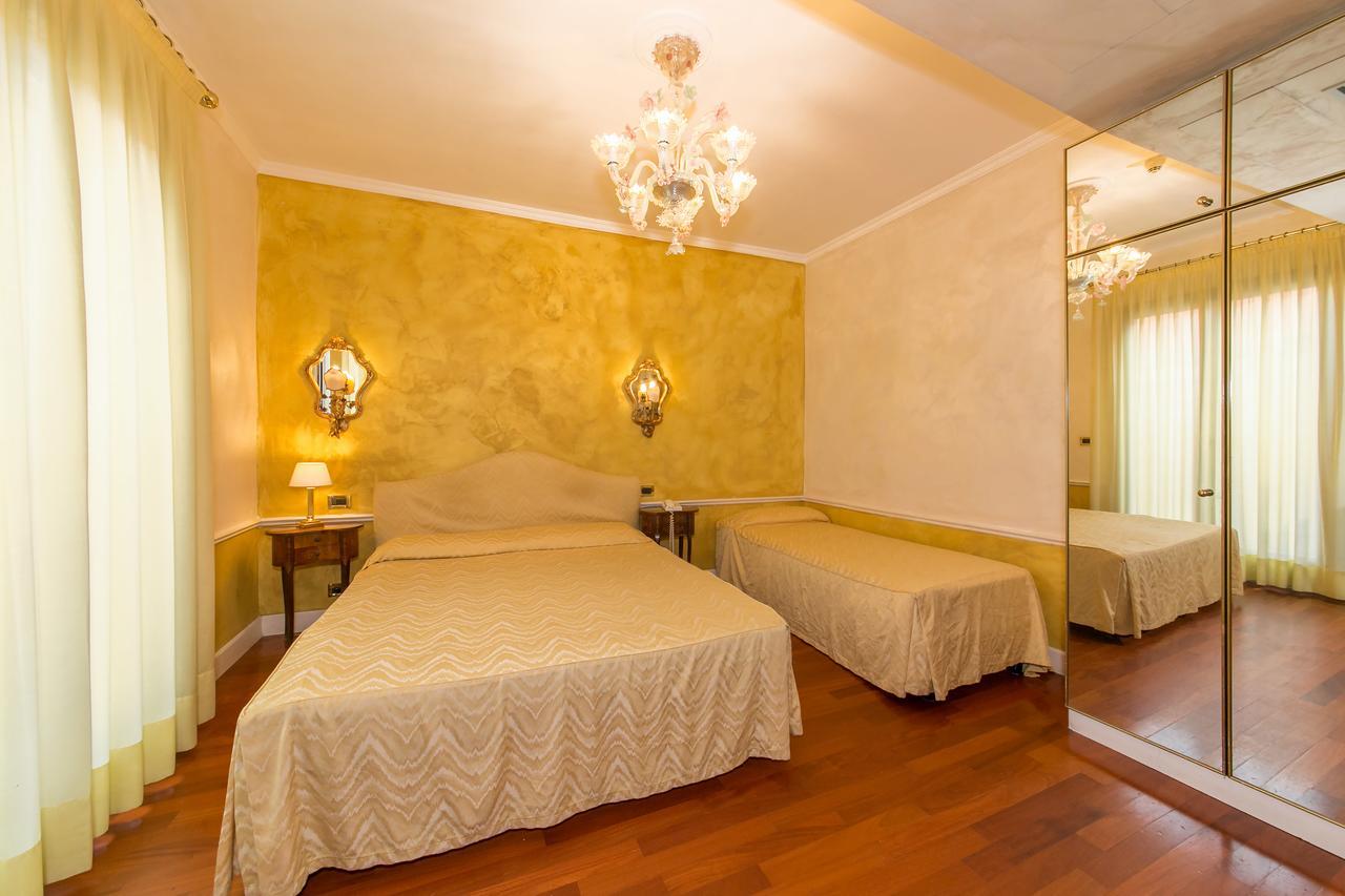 Pantalon Hotel 3*