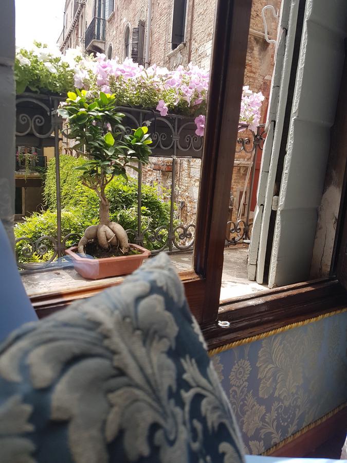 Luxury - Friendly Gasthuis 2*