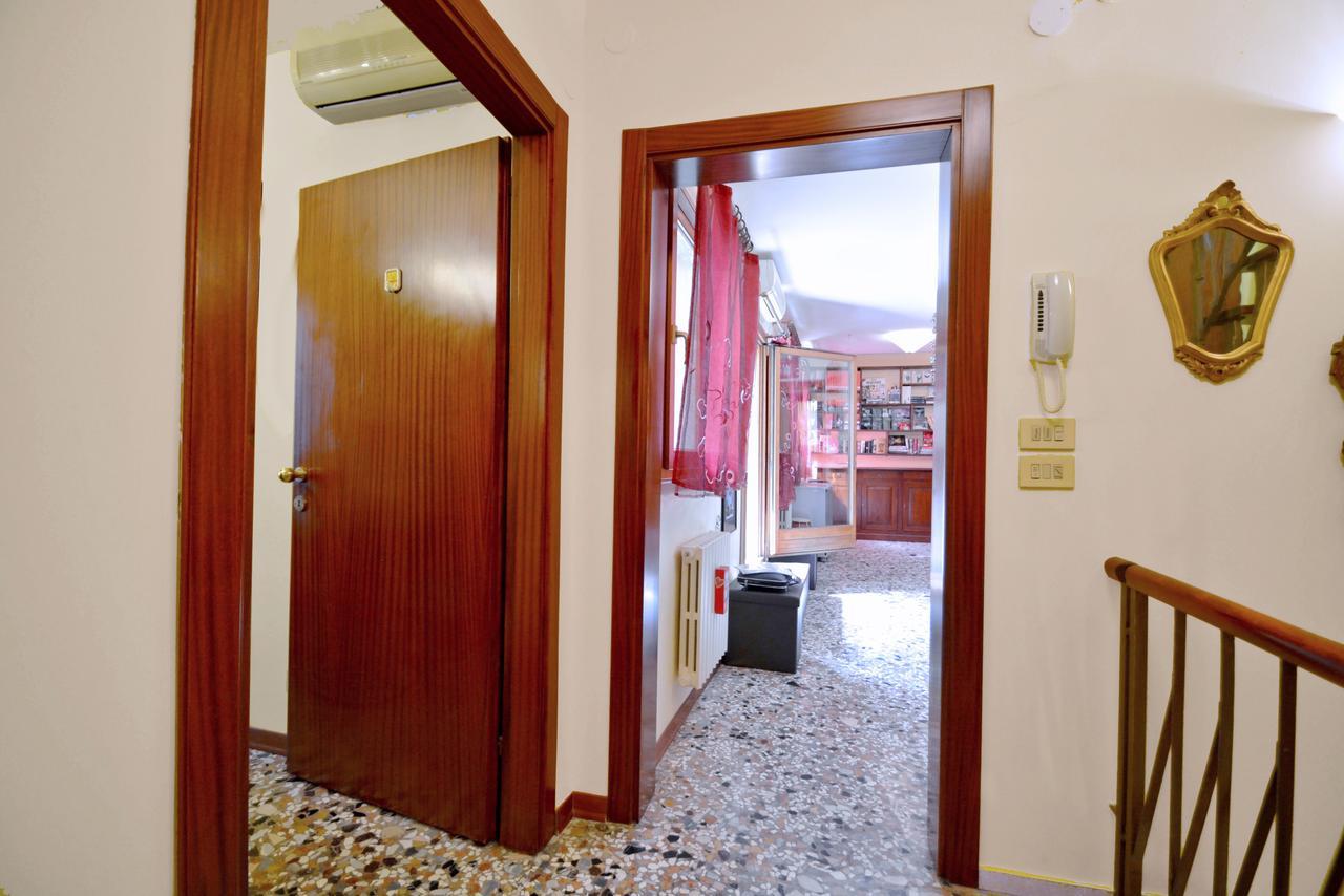 Ve.n.i.ce Cera Casa Della Zia