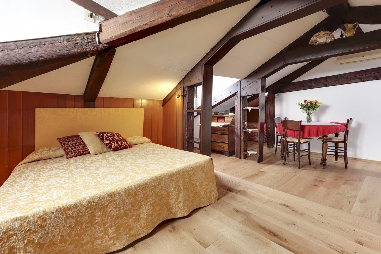 Ca' Badoer Attic Apartment