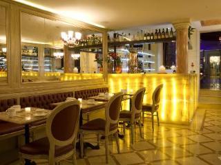 Alcyone Hotel 3*