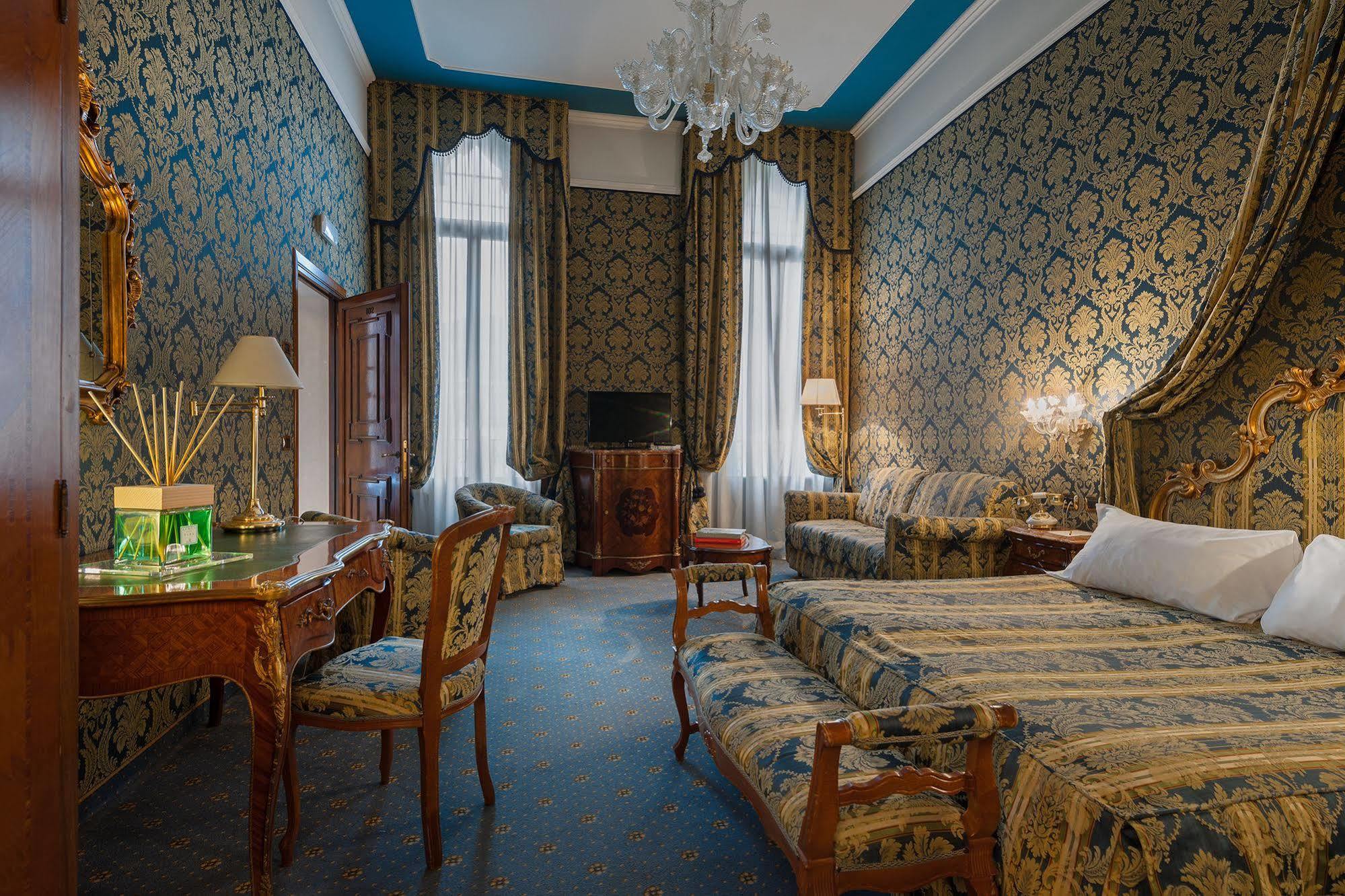 Al Ponte Antico Hotel 4*