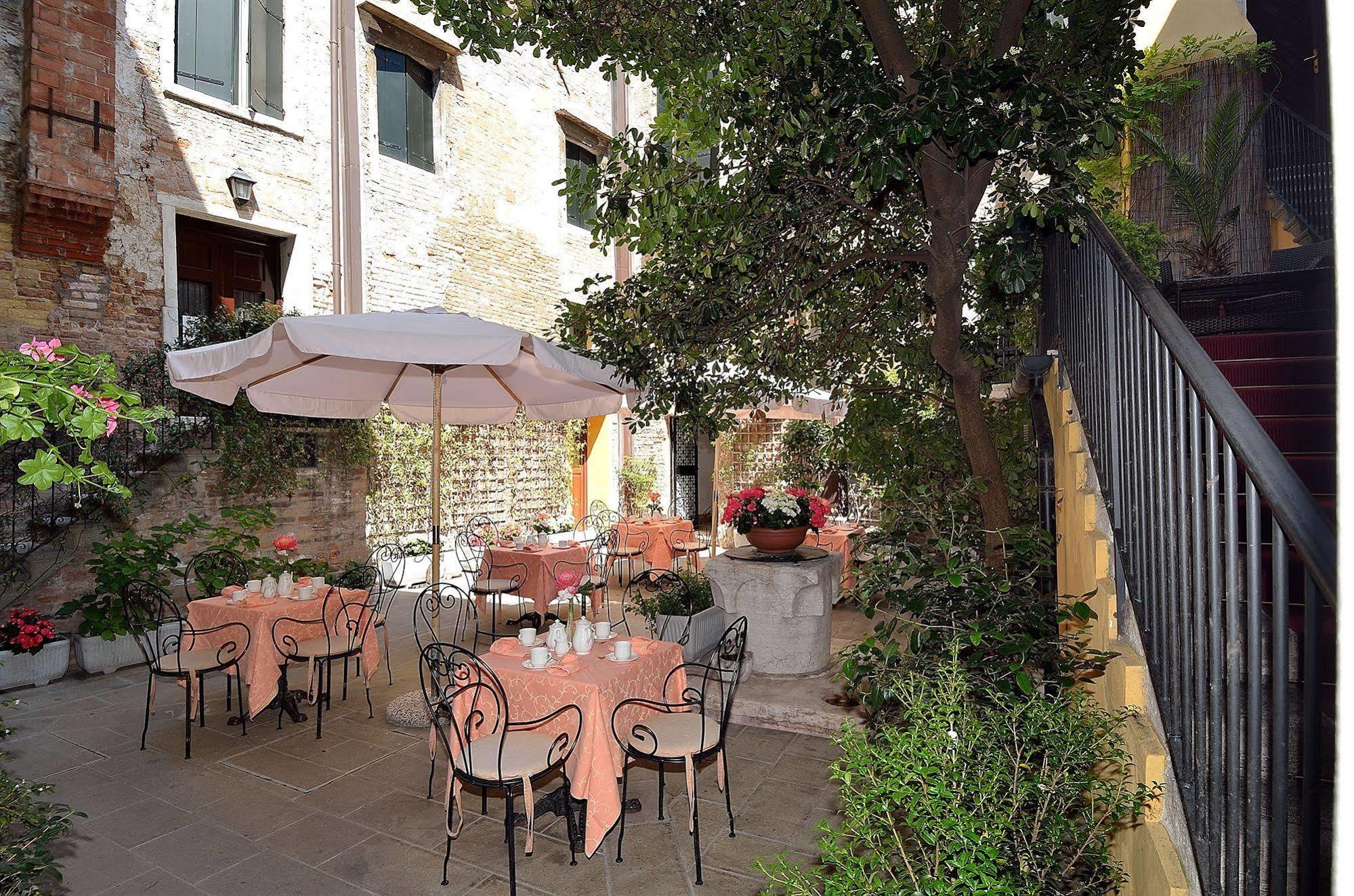 La Corte Bed & Breakfast