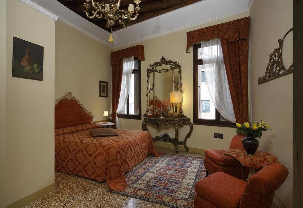 Ca Del Console Bed & Breakfast 3*
