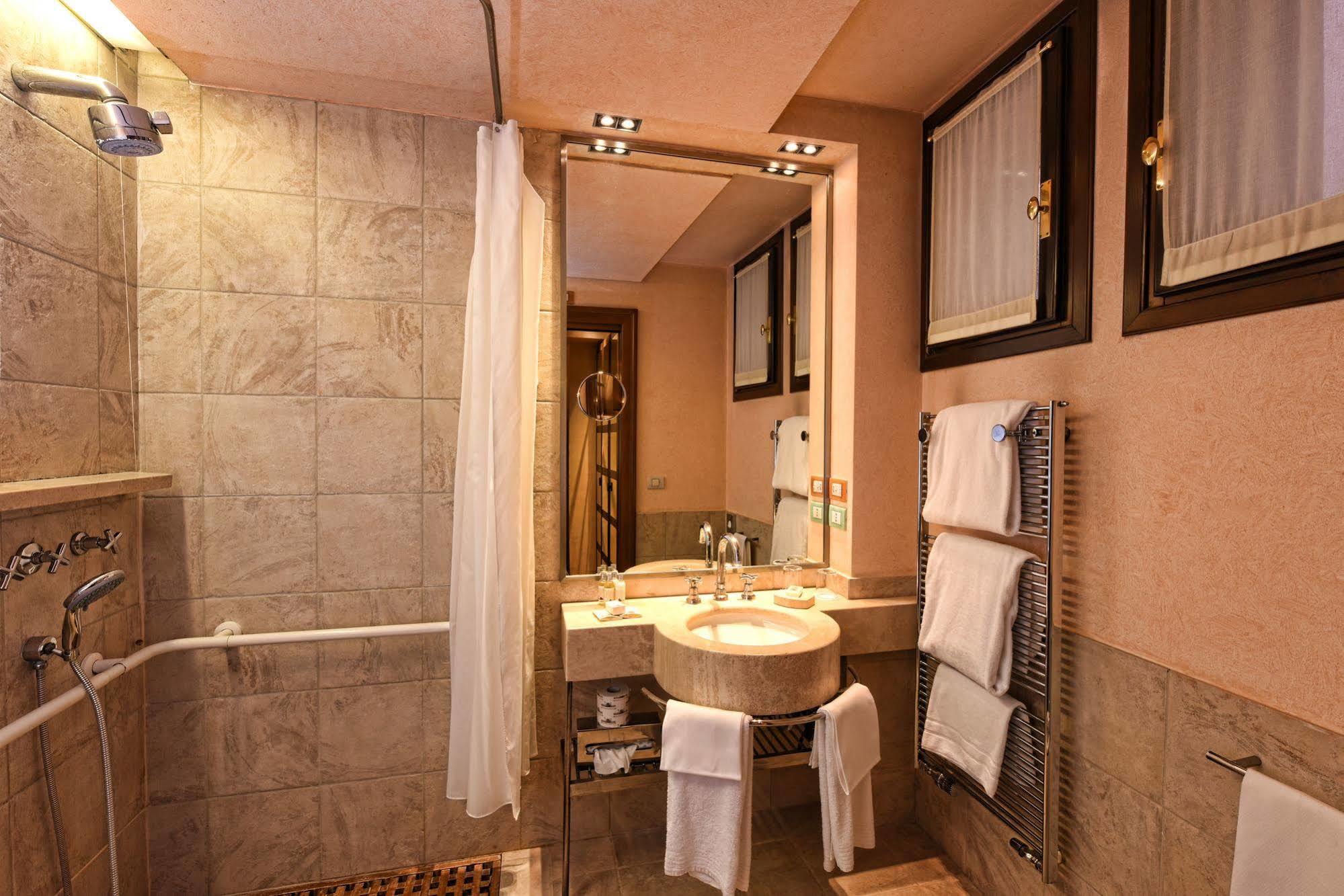 Palazzo Selvadego 4* Venise