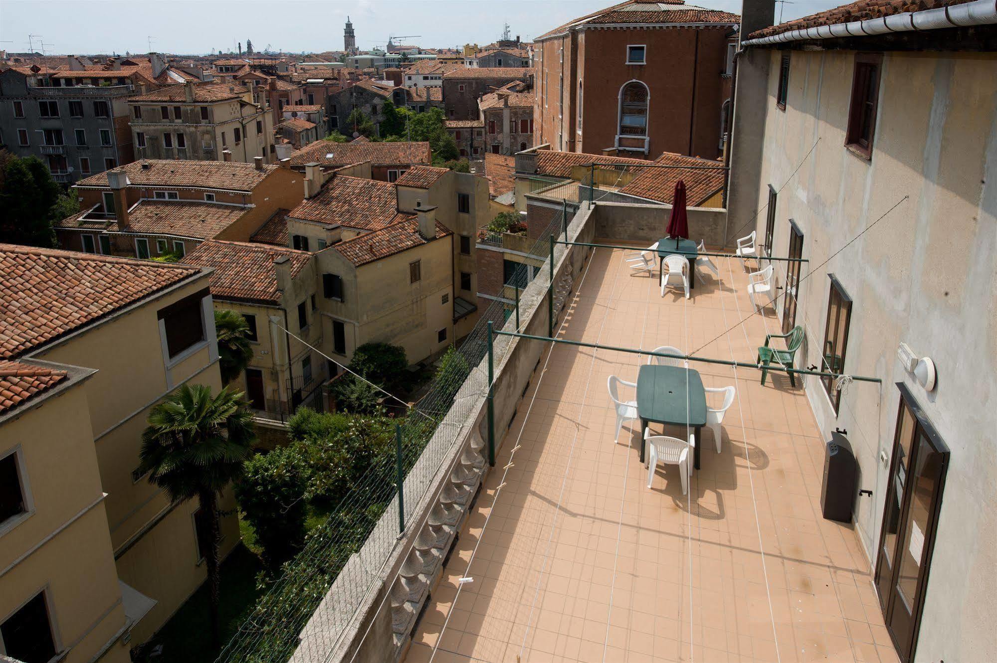 Domus Civica