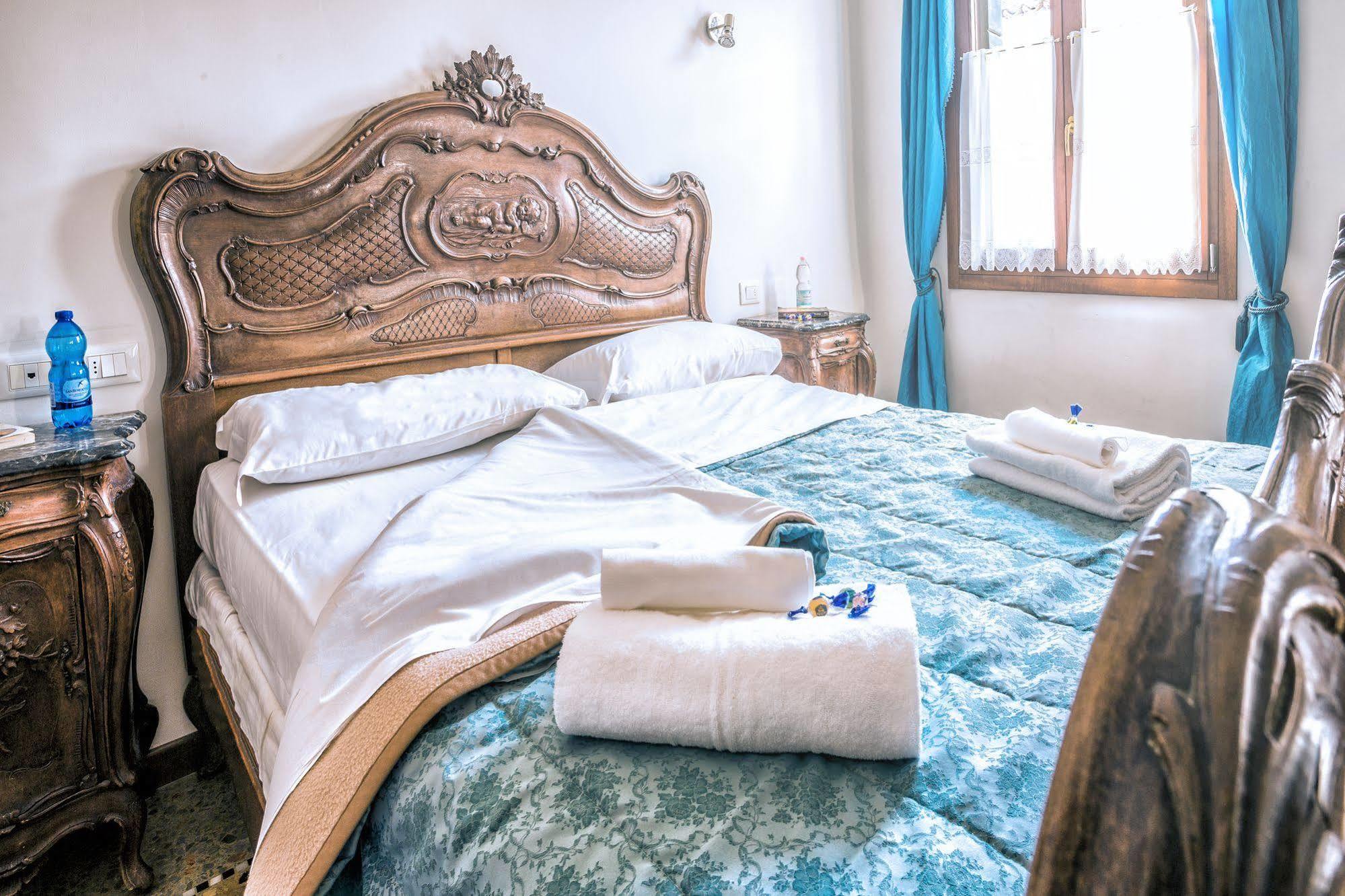 Bareteri Hotel