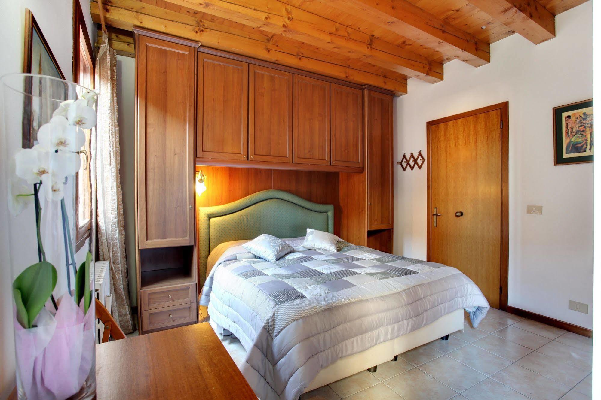 Delle Acque Bed & Breakfast
