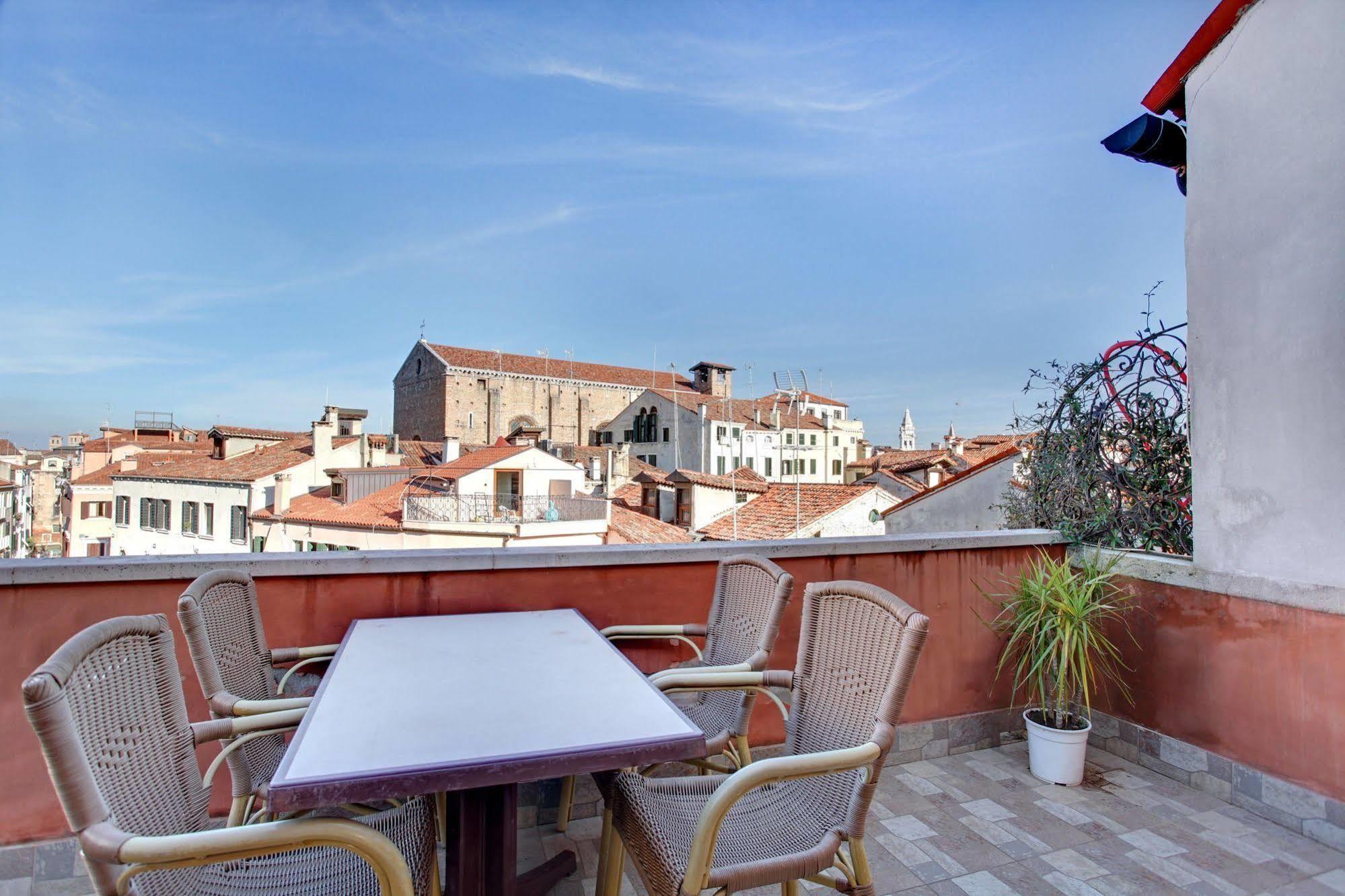 Delle Acque Bed & Breakfast