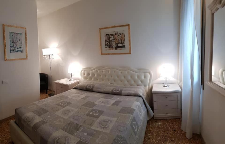 Angolo Fiorito 3* Venise