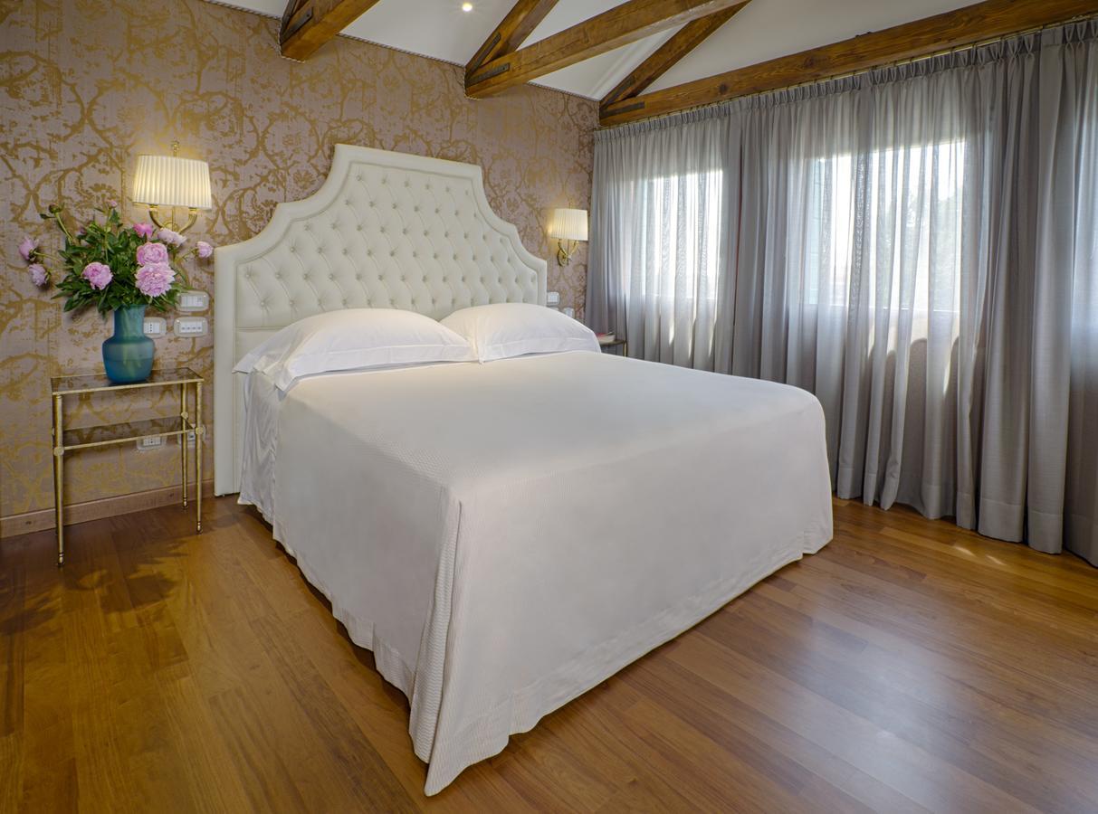 Santa Chiara 4*