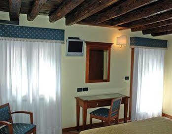 Alloggi Marinella Mini-hôtel 3*