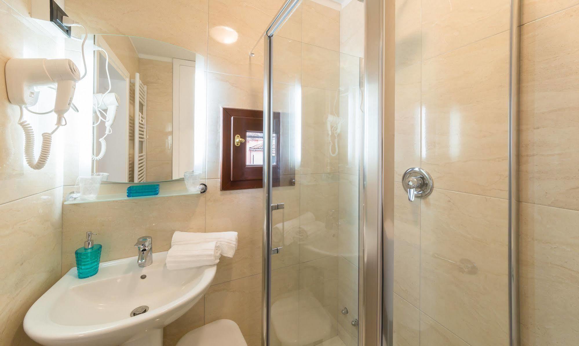 Luxury - Friendly 2* Venetië