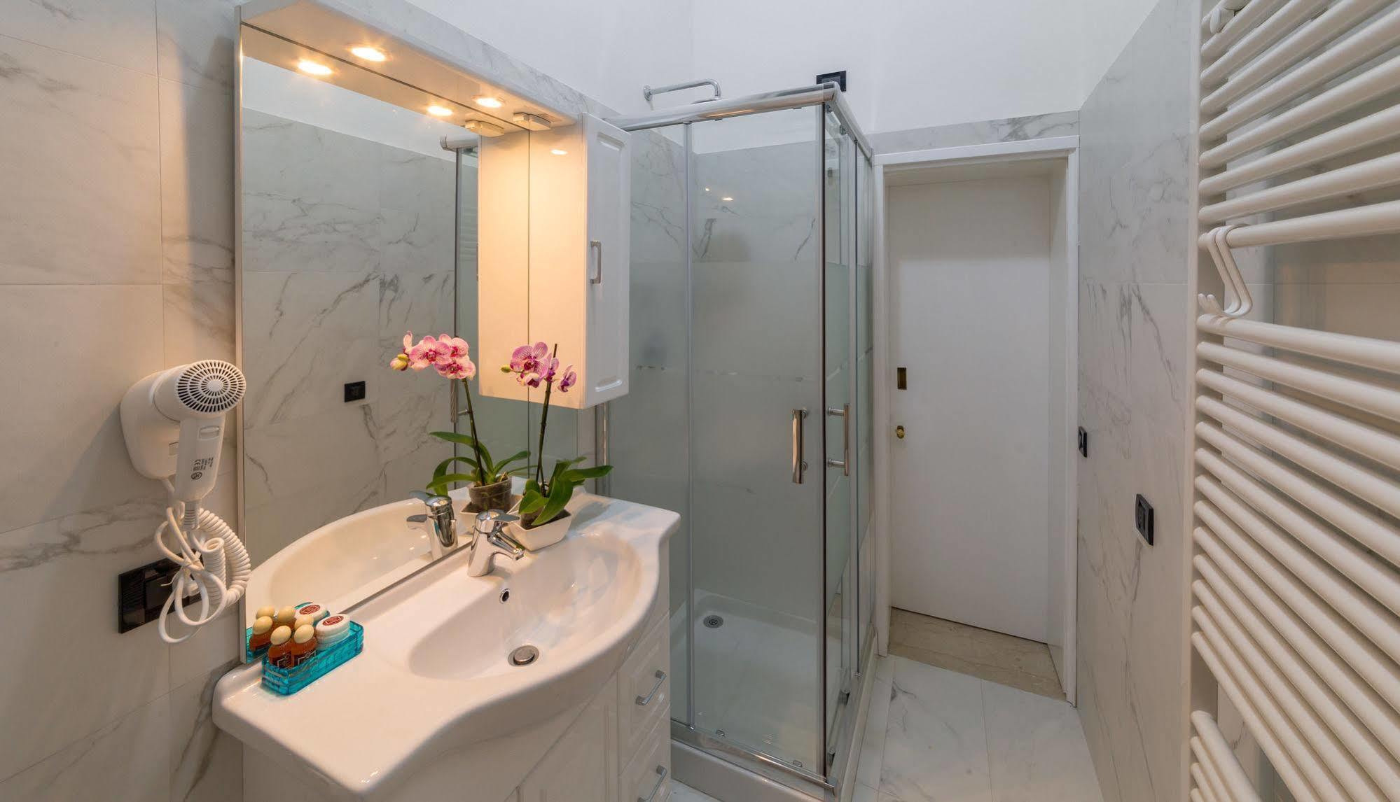Luxury - Friendly 2*