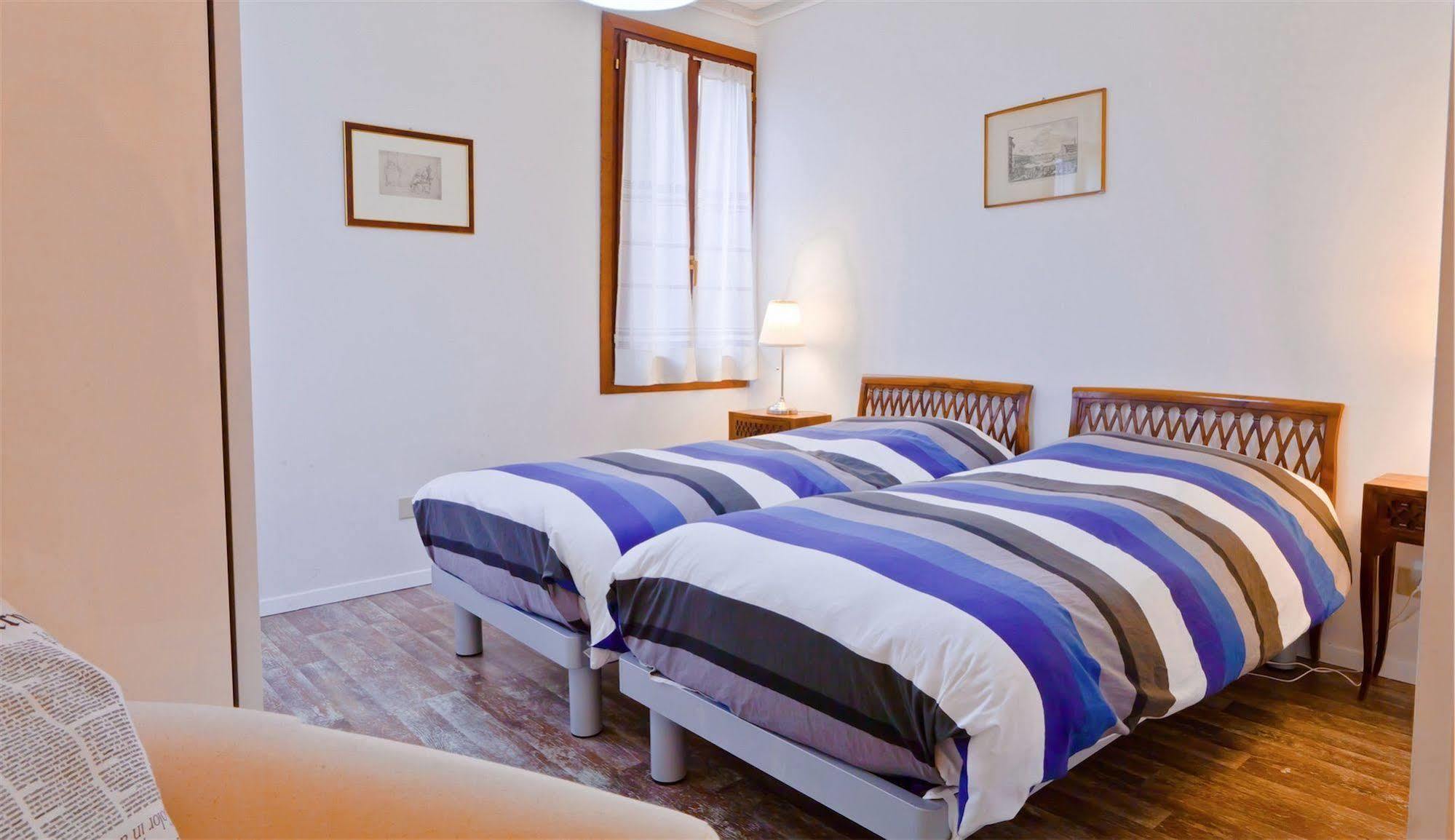 Henry Hotel 2*